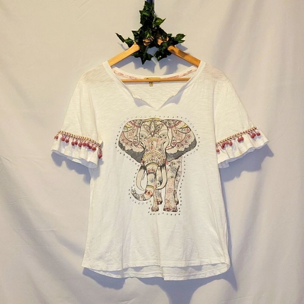 Democracy. Darling Elephant Top. Size Small. Great Condition.